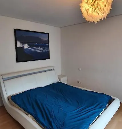 Beautiful In Perfect Location Apartment *